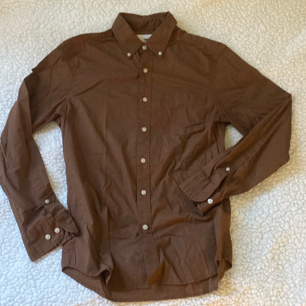 ***MAKE AN OFFER*** Men’s Sonoma long sleeve button down shirt | brown